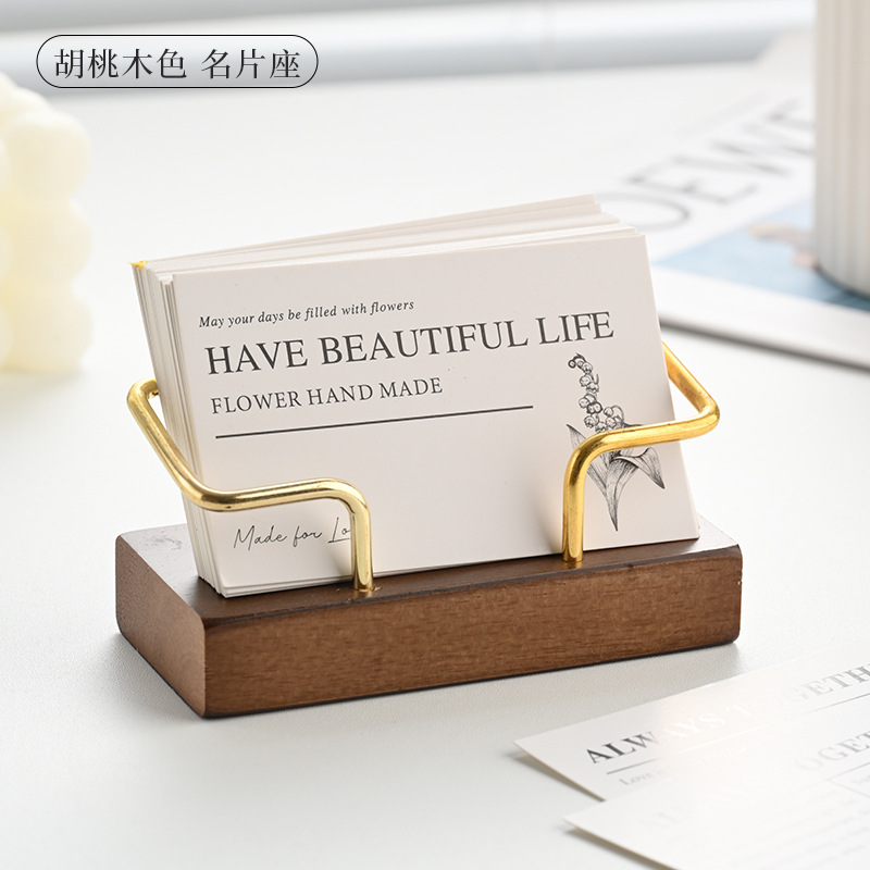Деревянная подставка для визит – обзор и цена Desk Name Plate