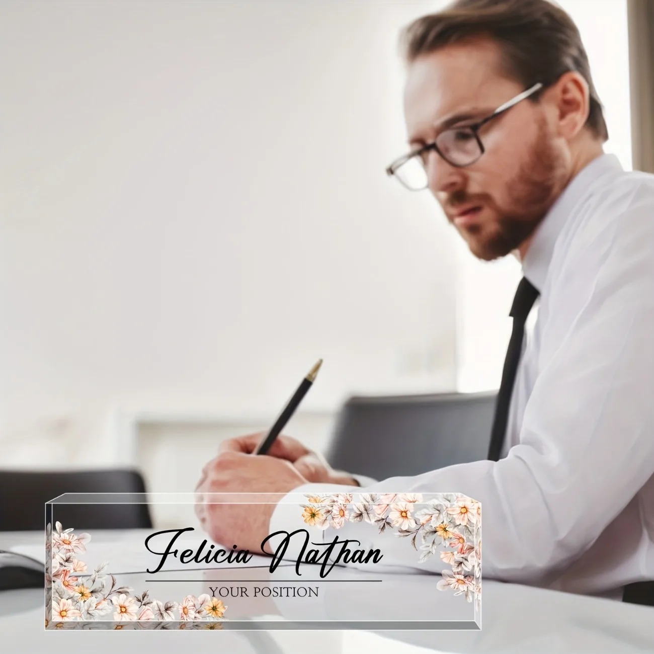 2D плоская акриловая табличка  – обзор и цена Desk Name Plate