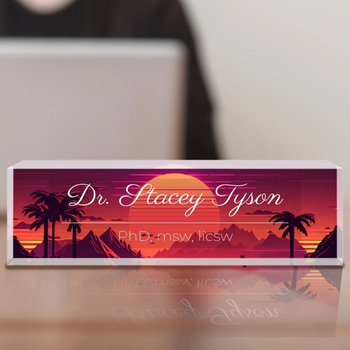 [2D Плоский] Дизайнерская акри – обзор и цена Desk Name Plate